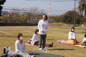 チャリティアクション・NOBEOKAホワイトリボンヨガを開催しました！