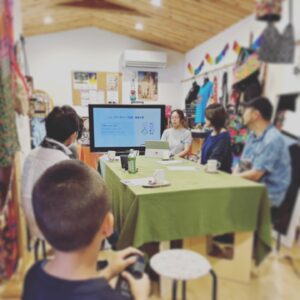 今日はジャンピージャンパーさんで